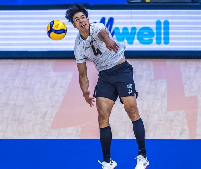 风云突变尤文图斯集结日门线救险，亚冠版图或变，压力陡增，年轻球员得到机会的简单介绍